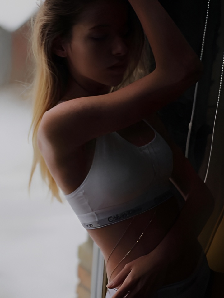 Индивидуалка Арина, доступна для личного знакомства от 4000 руб