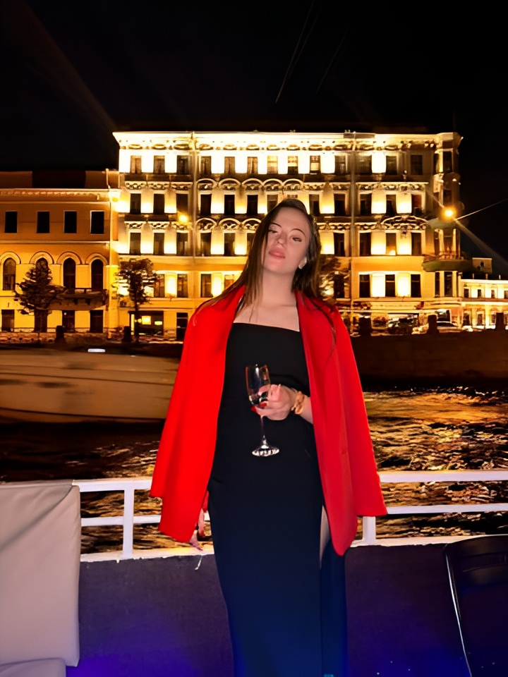 Индивидуалка Сарра, доступна для личного знакомства от 3000 руб