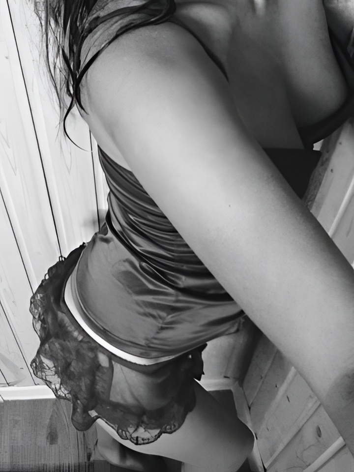 Серафима привлекальеная девушка из Нефтекамска цена от 2000 руб