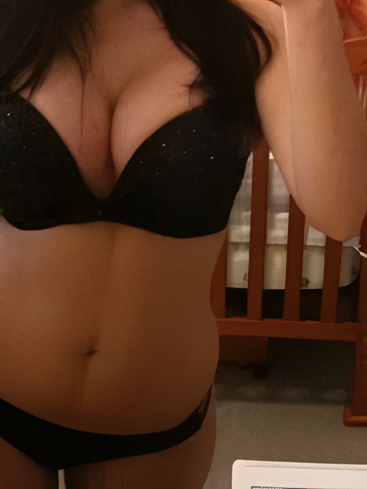 Ярославна привлекальеная девушка из Нефтекамска цена от 1500 руб