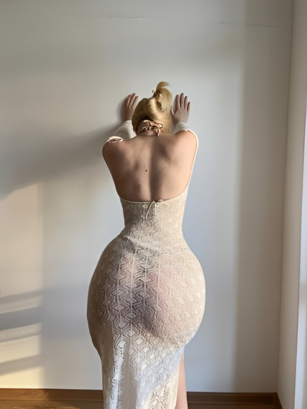 Эмма привлекательная девушка из Нефтекамска цена от 2000 руб