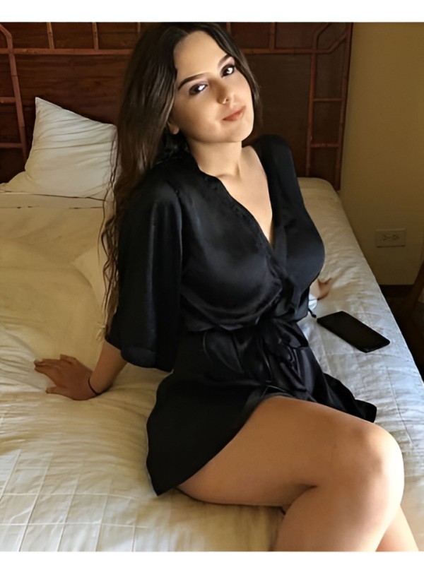 Тая привлекательная девушка из Нефтекамска цена от 1500 руб