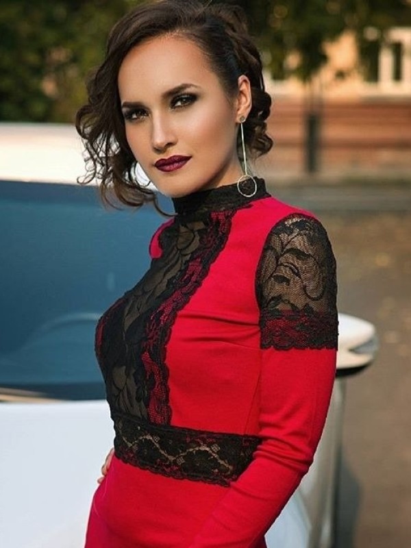 Душечка привлекательная девушка из Нефтекамска цена от 3500 руб