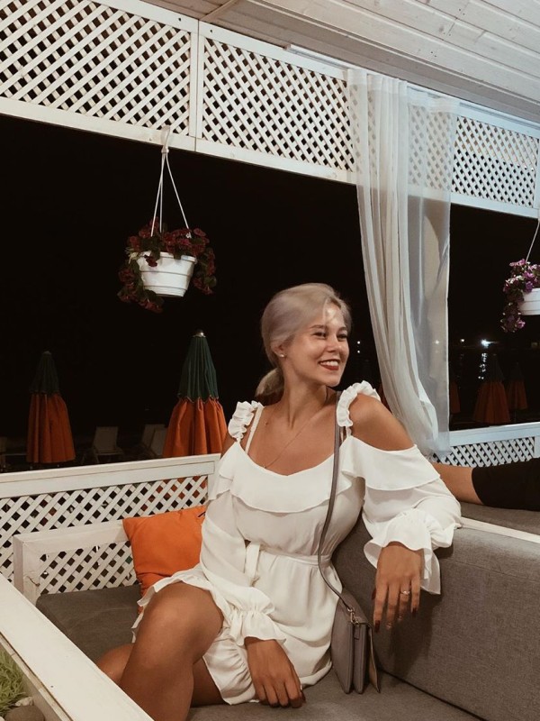 Маргоша привлекательная девушка из Нефтекамска цена от 3500 руб