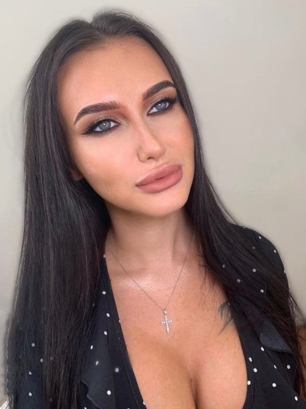 🎥 Виолетта привлекательная девушка из Нефтекамска цена от 4000 руб