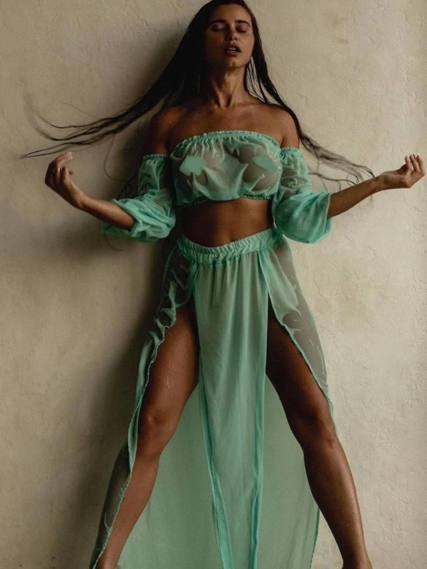 Настенька привлекательная девушка из Нефтекамска цена от 4000 руб